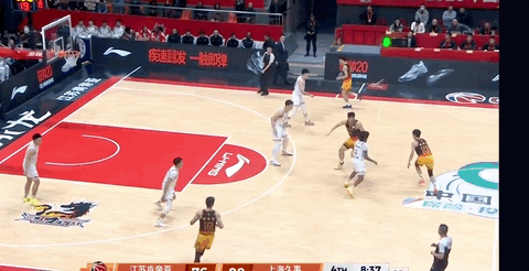 26岁广西球王,在质疑声中成为本土得分王