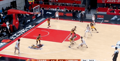 26岁广西球王,在质疑声中成为本土得分王