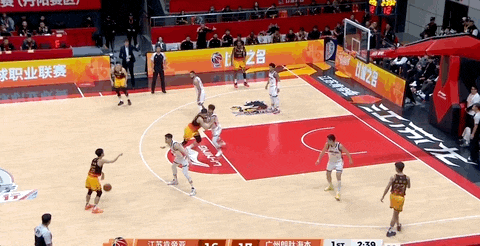 26岁广西球王,在质疑声中成为本土得分王