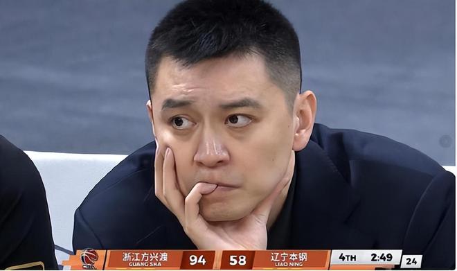 辽篮32分惨败，战略性放弃之说太假，实力不够打不过才是真