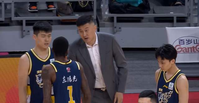 北京广东不败领跑，辽篮无缘前6，黑马高歌猛进，山东跌至倒数第2