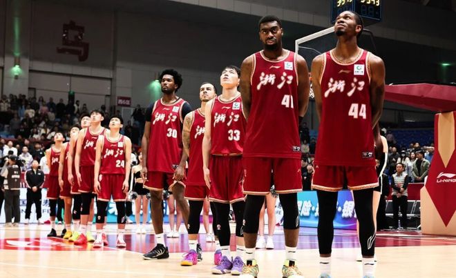 浙江大胜送新疆4连败：阿不都24+5+3+3赛季新高 吴前17+5