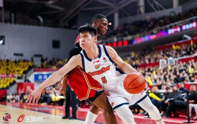 奋不顾身拼命防守！陈家政道出惊艳表现的幕后故事，并感谢一人