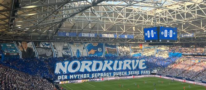 场均近6.2万人，沙尔克成为25年欧洲上座榜前十唯一非顶级联赛球队