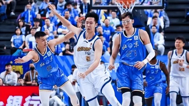 仅输6分，人员不齐的北京男篮打得已经很好了，但仍被球迷批评