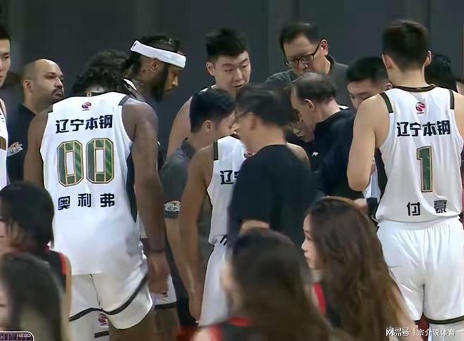 大反转，辽宁队惨败却收两个好消息，超级巨星有望加入中国男篮