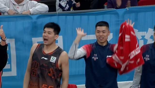 差距大！山東男籃3人發(fā)揮堪稱完美，5人勉強(qiáng)及格，他們4人太差了