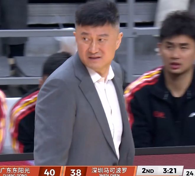 廣東今晚大戰(zhàn)遼籃！杜鋒趁火打劫，胡明軒拒絕輪休，徐杰里程碑