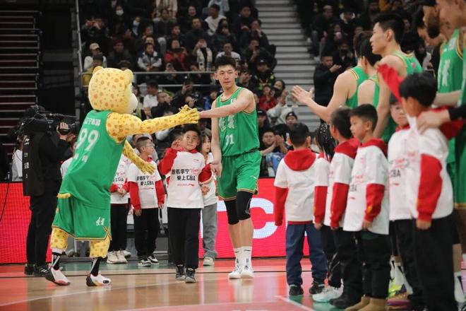 新外援首秀 遼籃主場(chǎng)不敵廣東