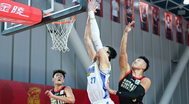 15分30分39分！一夜3門慘案，黑馬再爆大冷，讓積分榜徹底亂套