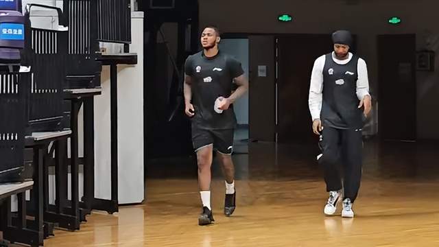 亨特4+2！威爾斯13分,莫蘭德5+5,徐杰胡明軒0分,遼籃落后廣東25分