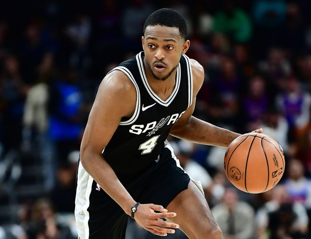 鵜鶘vs馬刺前瞻：鵜鶘狀態(tài)低迷，?？怂箮ш?duì)力爭(zhēng)三殺對(duì)手