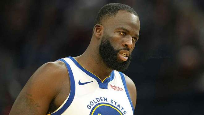 勇士队格林解释为啥在罚球时，对篮网队超级球迷出言不逊