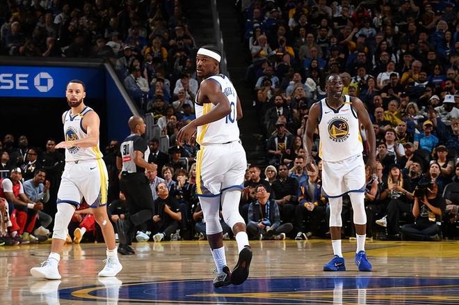 勇士慘敗！巴特勒空砍30+7，庫(kù)里創(chuàng)NBA第2神跡，鷹王狂轟23+11+6