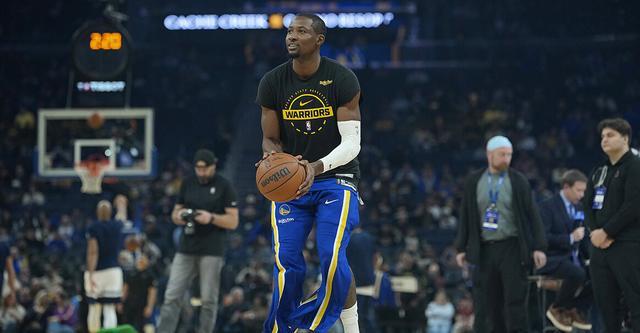 科尔谈库明加能否回归轮换：他需要比赛节奏 目前还没走到那一步