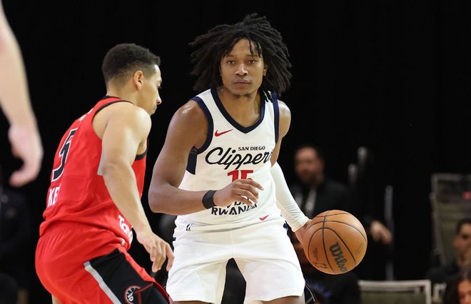 尽力了！昔日火箭首轮秀可能是快船二队唯一一名表现正常的球员？