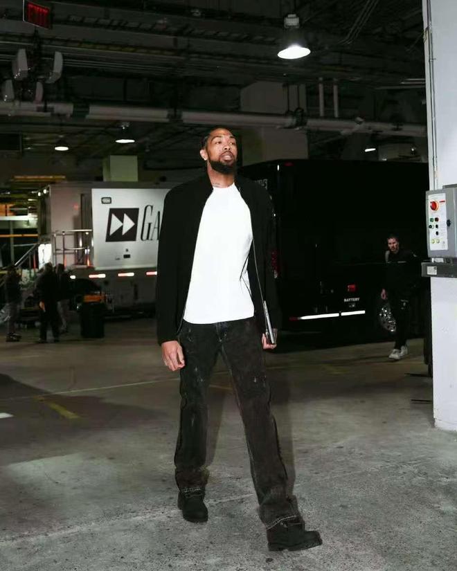 掀翻东部第5，篮网爆大冷门，小波特24+11，快船真可以交易得到他