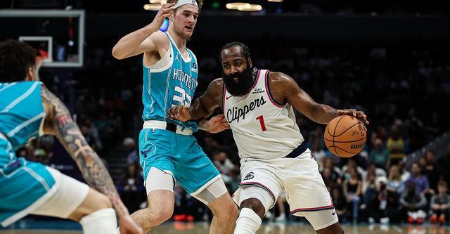 哈登狂飙55分克努佩尔26分 快船胜黄蜂结束三连败