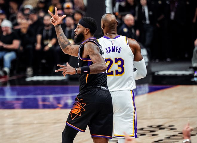 丑陋的胜利！詹姆斯26分8失误，湖人拒20分逆转，但暴露三个问题