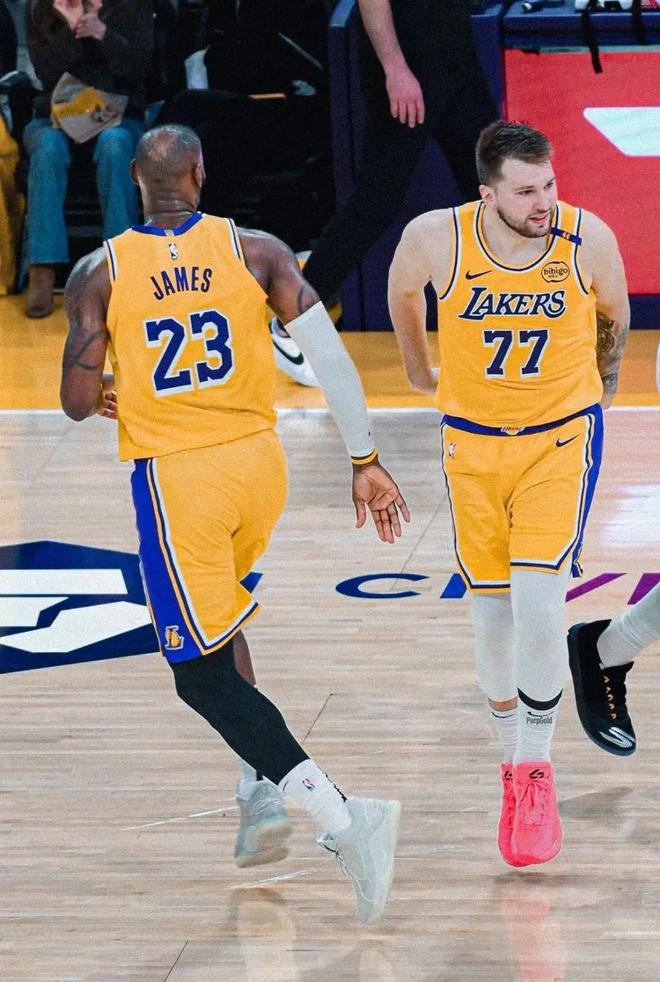 傀儡主帥親承詹姆斯拖后腿 1隱患埋雷