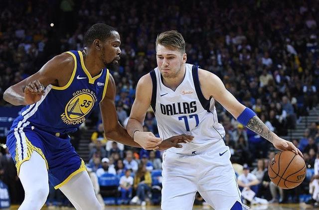 杜兰特：我曾觉得东契奇只会不断后撤步三分，直到他砍40分击败了勇士