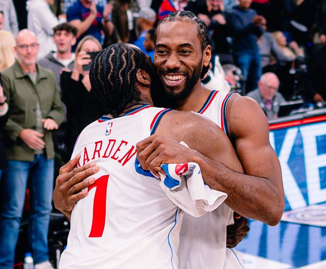 場均轟33分7板，有望沖擊MVP！但作為球隊老大，你確實(shí)很憋屈