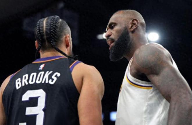 没有东契奇真不行，湖人被太阳队碾碎了，罚球再多也扛不住