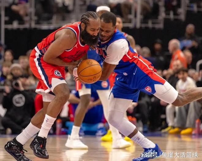 快船98-92活塞！重要的不是贏球，而是哈登和倫納德身邊出現(xiàn)幫手