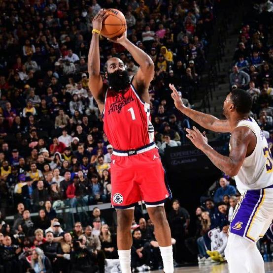 美记：联盟高管预计哈登会进入交易市场，多支球队对他感兴趣！