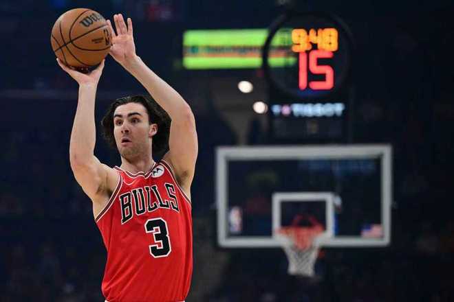 公牛7人上双送骑士3连败 加兰空砍35+8吉迪17+6+7