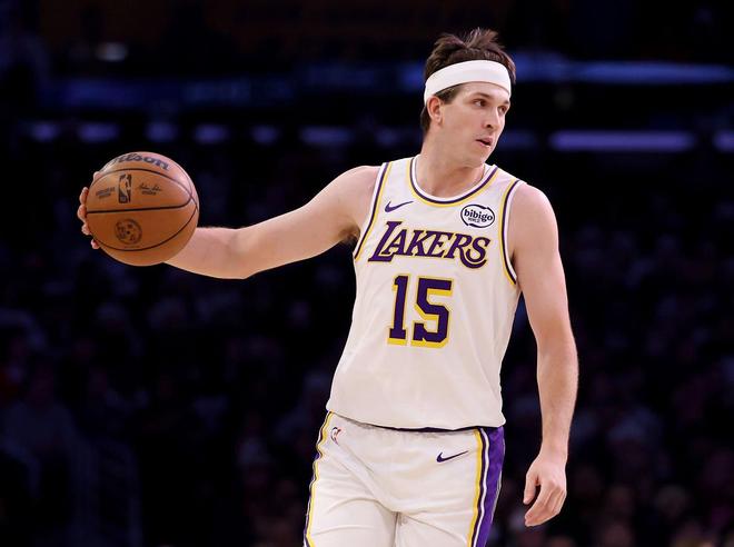 2.4亿顶薪+全明星泡汤？里夫斯伤停至少4周，湖人再遭重创