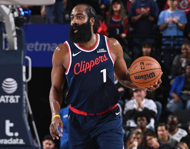 仅得13+3+6！哈登又不听我的，泰伦卢说出心里话，他也认清现实了