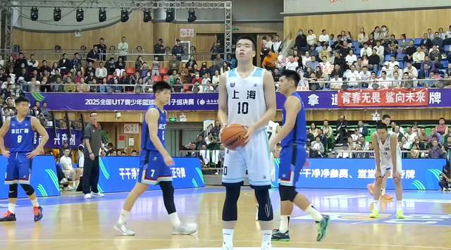 主帅遭驱逐!夺冠热门20分大胜登顶 国青双核一个30+12,一个30+9