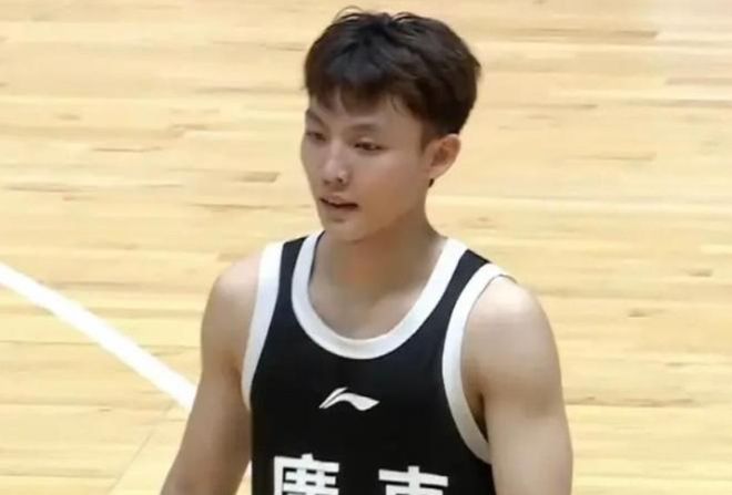 不得不說(shuō)！男籃最大爭(zhēng)冠熱門(mén)不是四川隊(duì)，也不是廣東隊(duì)