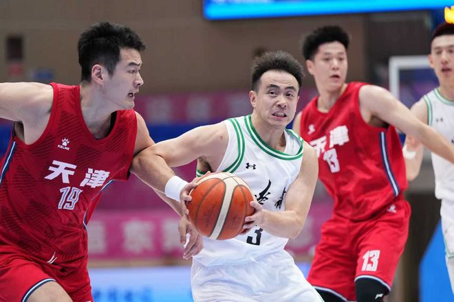 全運會：遼寧大勝天津4連勝頭名進八強 趙繼偉21+13韓德君21分