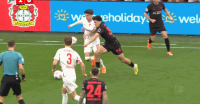 半場(chǎng)：勒沃庫(kù)森5-0海登海姆，?？碎W擊+雙響，霍夫曼建功