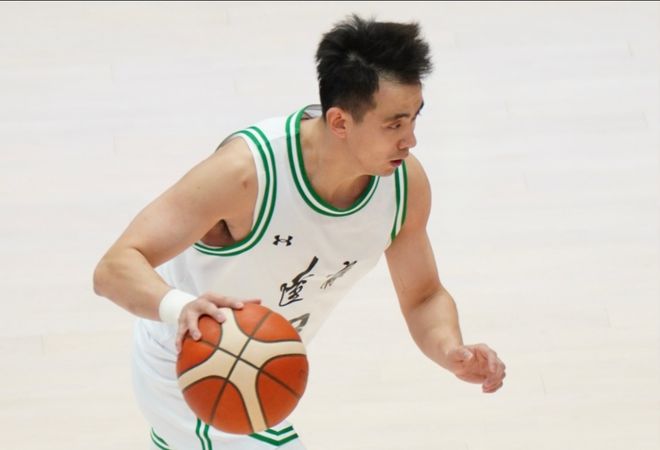 5中0僅1分！國(guó)家隊(duì)主控遭俱樂(lè)部隊(duì)友完爆，遼寧恐連獎(jiǎng)牌都摸不到