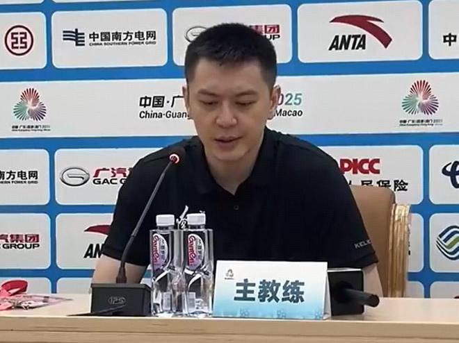 楊鳴：我們是平均年齡最大的球隊(duì)，廣東隊(duì)占據(jù)天時(shí)地利人和