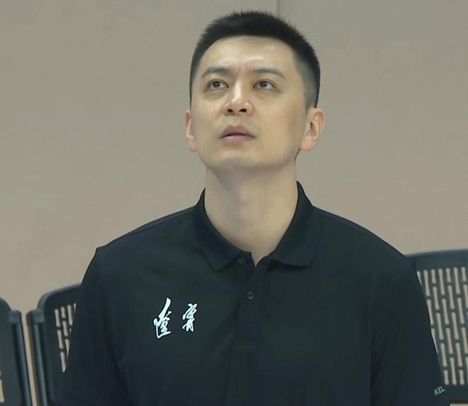 杨鸣：我参加了6届全运会，开头结尾都是第四，是球队的传承