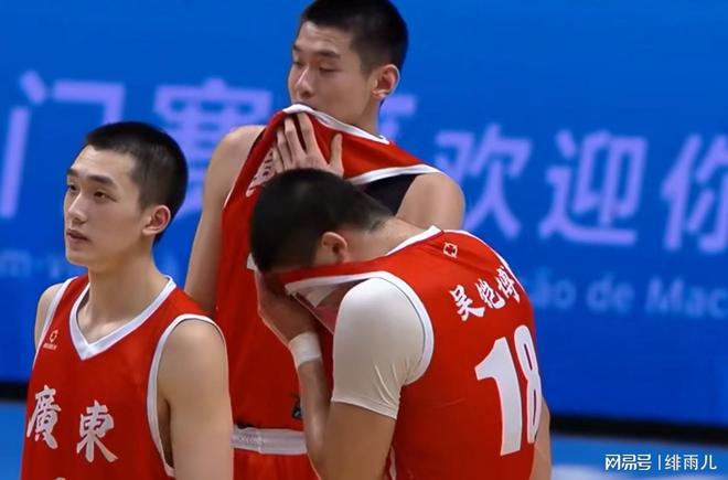 无缘8强！辽宁男篮被广东队“坑惨”，吉林狂输19分却躺着晋级！