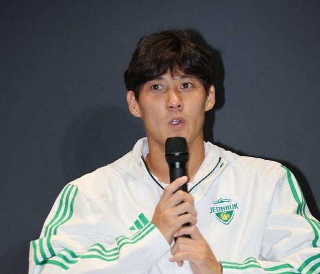 一人一城，韓國前國腳崔喆淳退役，曾代表全北出場超500次