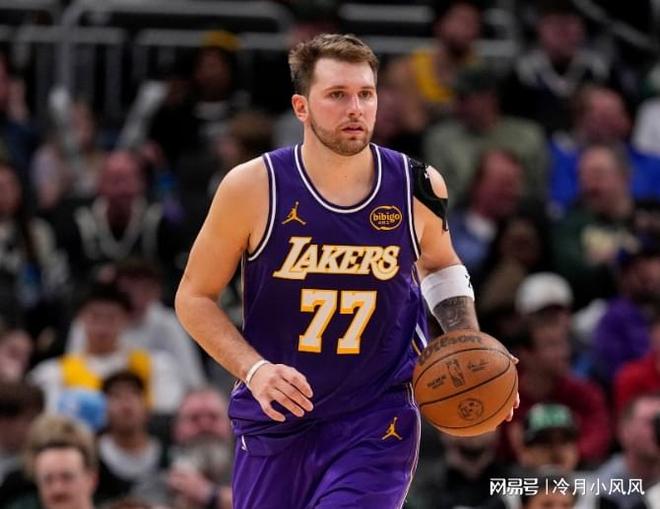 湖人消息：東契奇成歷史首人，老詹將迎首秀，彪哥展現(xiàn)真性情