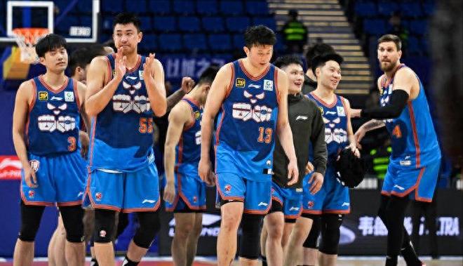 不找外援了?曾经的总冠军球队,新赛季要全华班打CBA