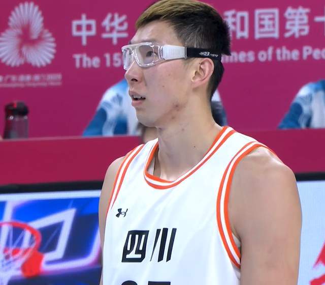 进决赛！浙江爆冷送别四川，丁伟给王博上一课，周琦空砍19分9板