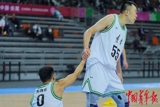 致敬老将 韩德君完成职业生涯最后一战