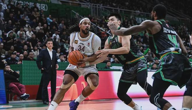 好消息！广东宏远外援下周到队，杜锋正式率队备战新赛季