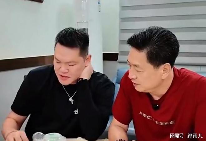 与朱芳雨频频互动！李春江可能回归，杜锋正式成广东篮球第一人！