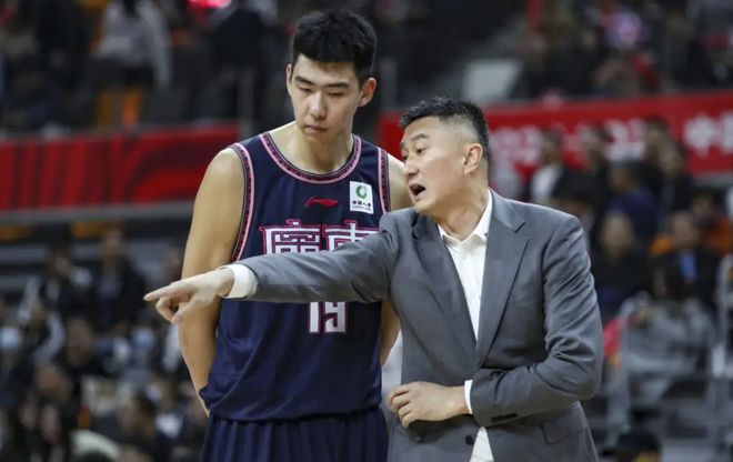 场均6+3！全运会都打不明白，阿联接班人逃出杜锋魔爪也难成大器