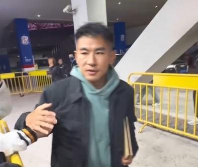 媒体人：今天于汉超将前往教练员培训班报到