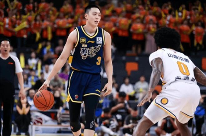 广东宏远VS山西男篮！崔永熙喜迎首秀，胡明轩缺席，杜锋志在复仇
